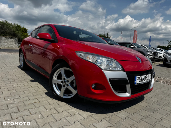 Renault Megane 2.0 16V Dynamique CVT