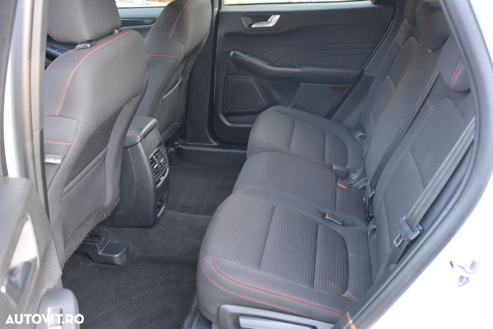 Ford Kuga 2.5 Duratec FHEV ST-LINE - 12