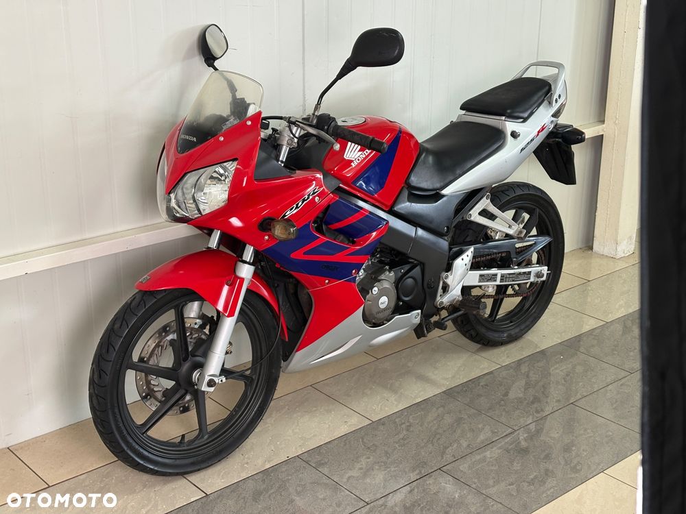 Honda CBR - 6