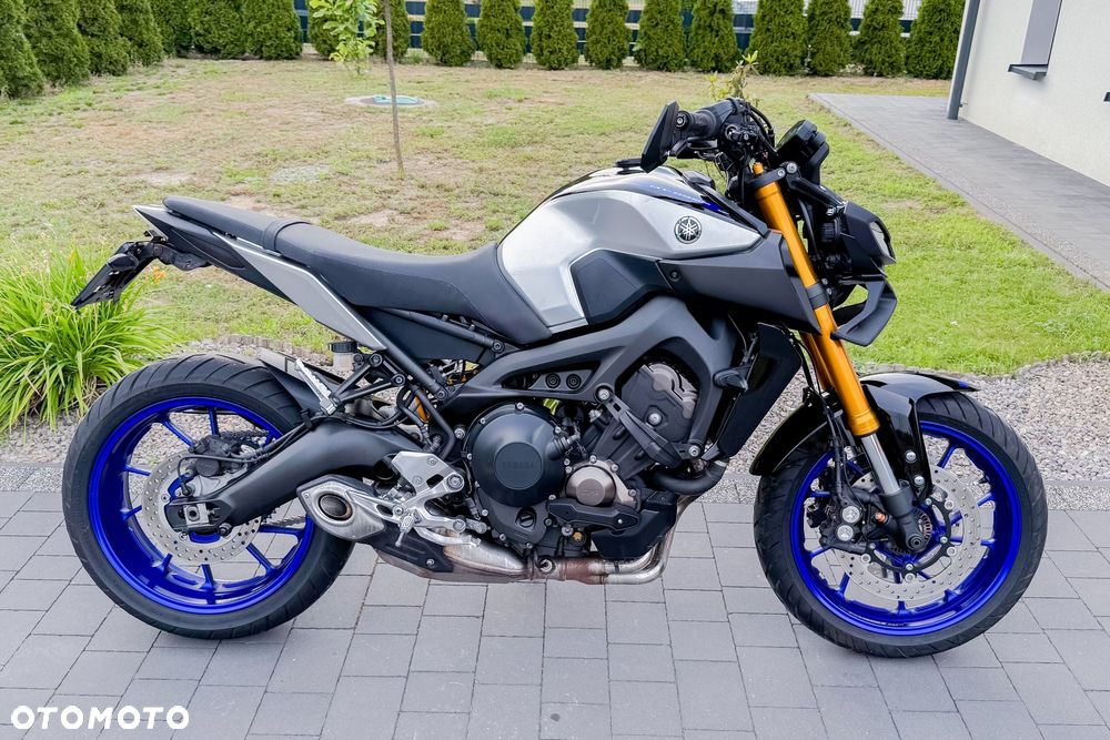 Yamaha MT - 2
