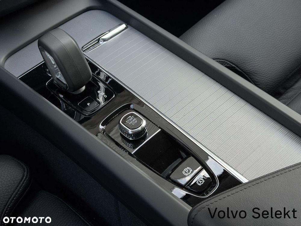 Volvo XC 60 - 24