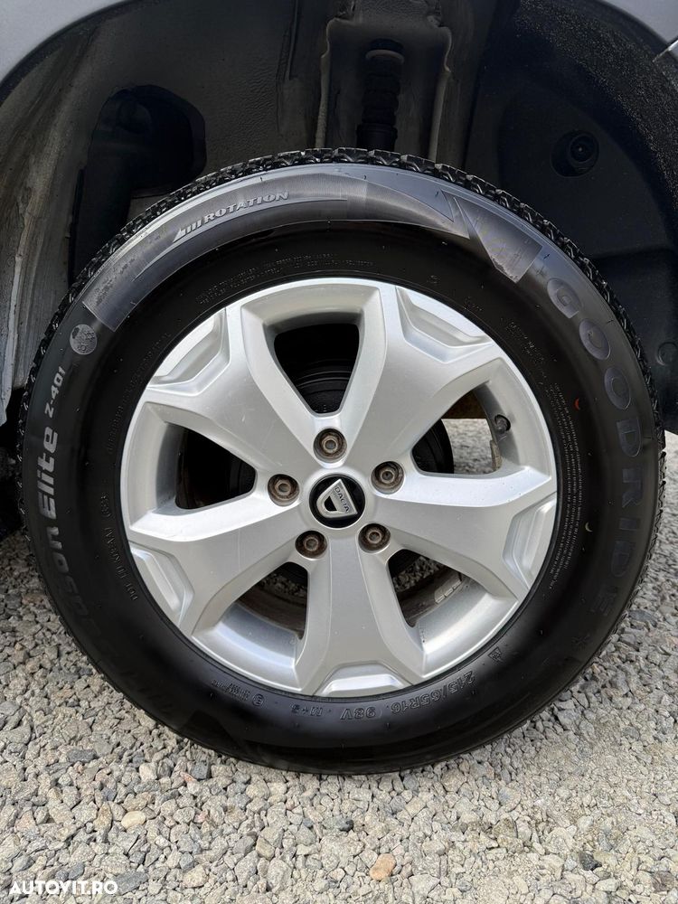 Dacia Duster 1.6 SCe Prestige jante 16" - 31