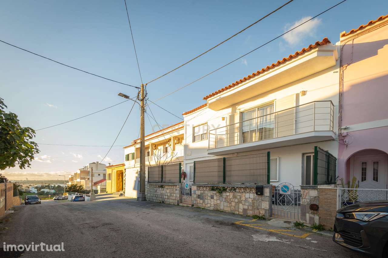 Moradia T3+1 com quintal, terraço, anexo e logradouro em Estômbar – en - Grande imagem: 3/40