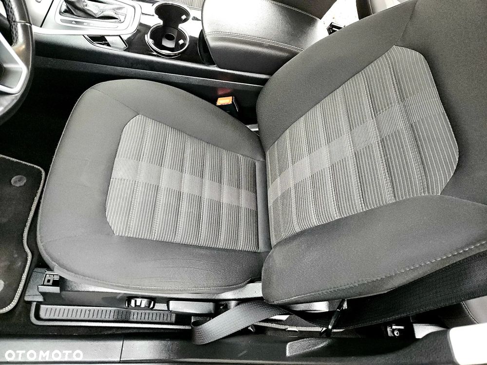 Ford Galaxy 2.0 TDCi Titanium PowerShift - 25