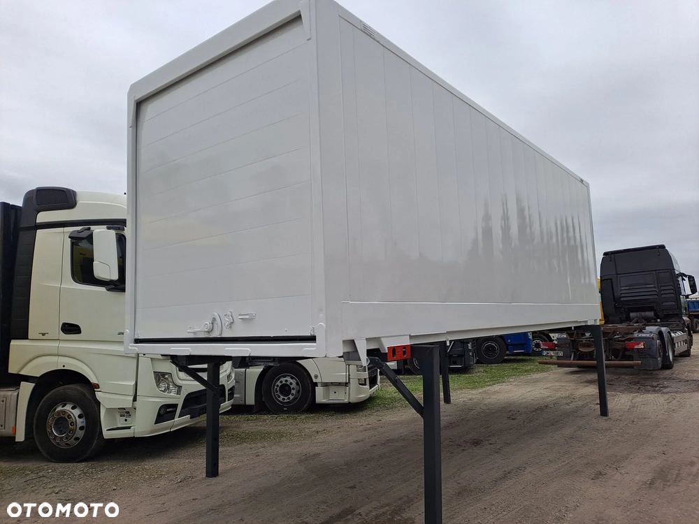 Krone Kontener BDF 7,45m 18 palet - 5