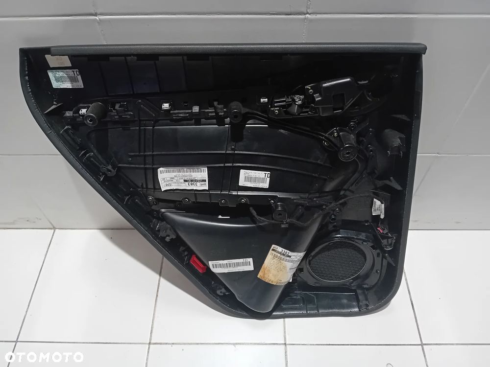 boczek drzwi prawy tył Audi Q3 2015 - 6