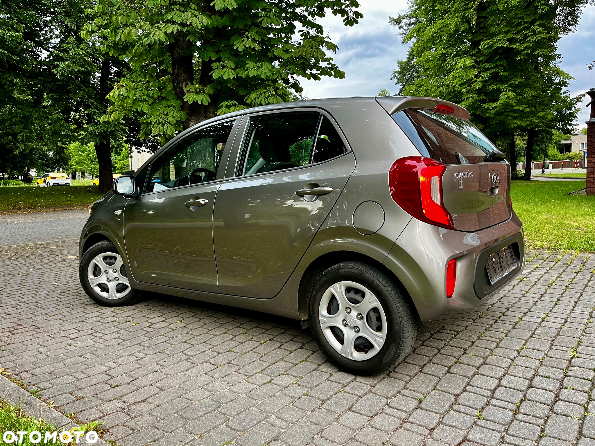 Kia Picanto - 13