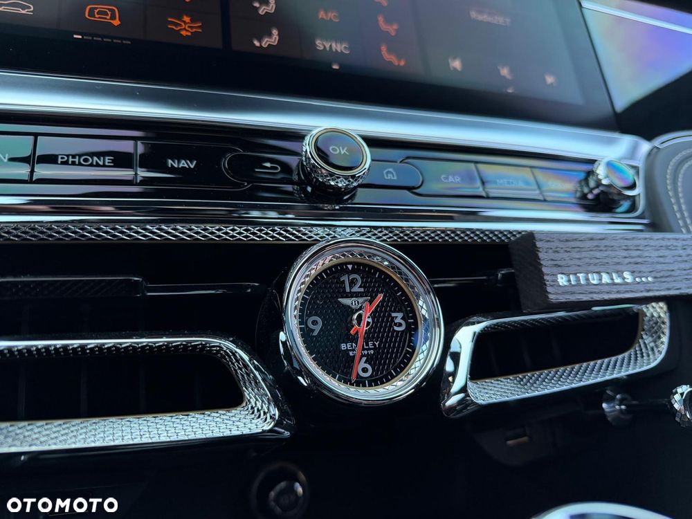 Bentley Flying Spur W12 - 21