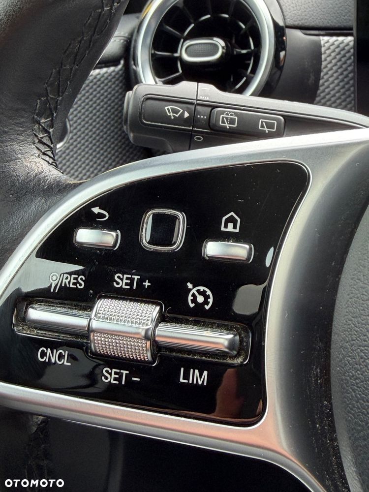 Mercedes-Benz CLA 180 d 8G-DCT Progressive - 33