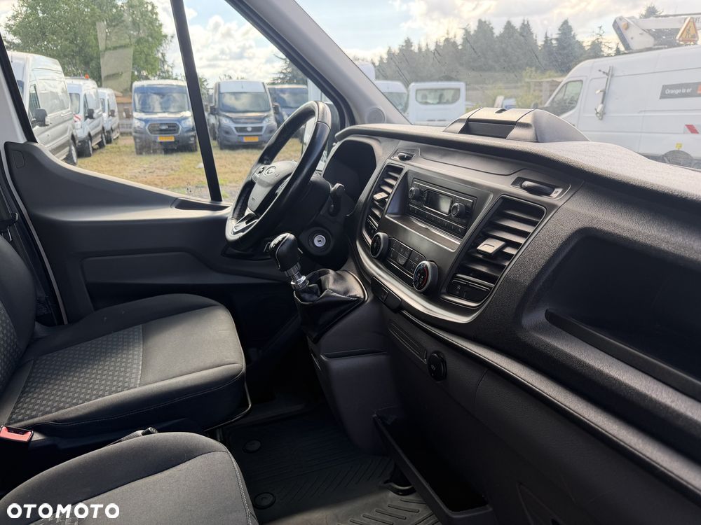 Ford Transit - 14
