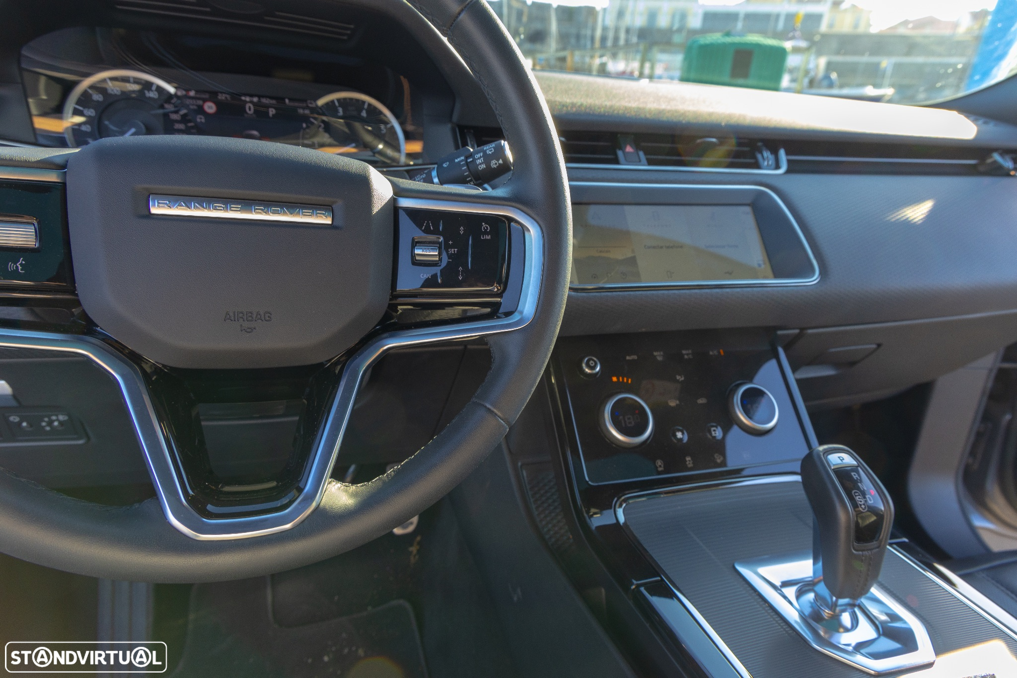 Land Rover Range Rover Evoque 1.5 P300e AWD R-Dynamic Auto - 17