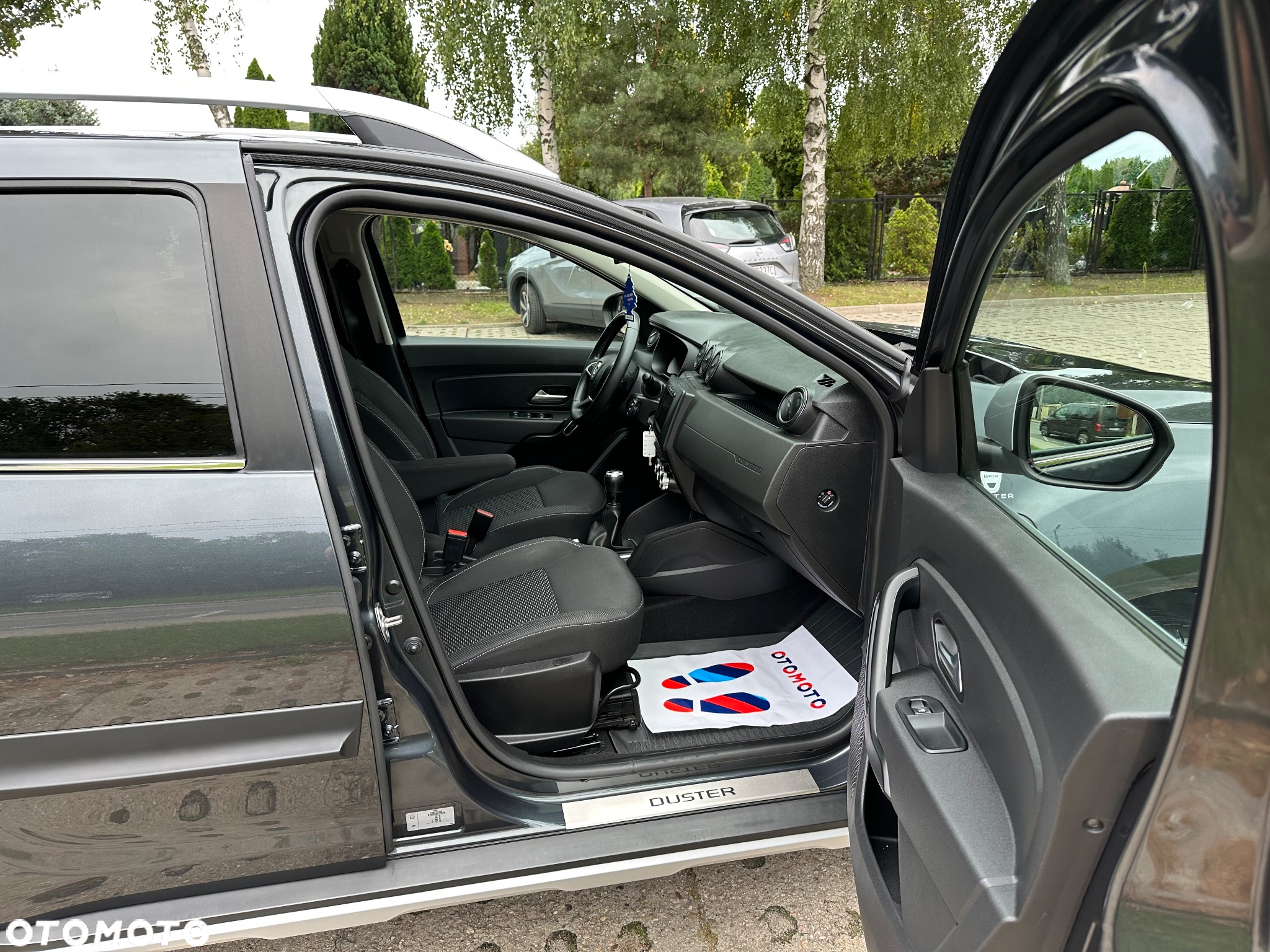 Dacia Duster 1.6 SCe Laureate S&S - 19