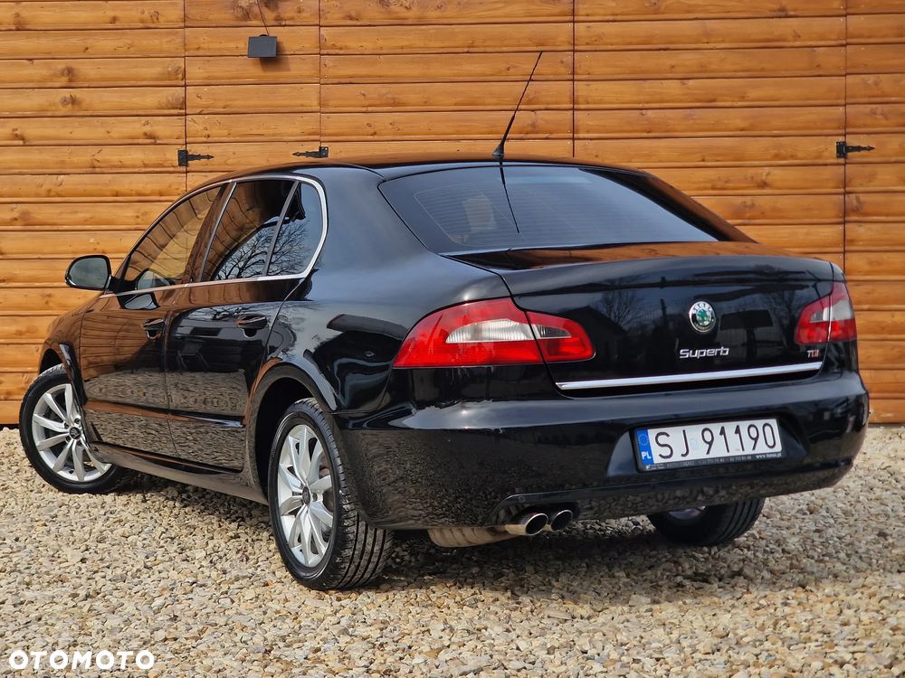 Skoda Superb 2.0 TDI Elegance - 20