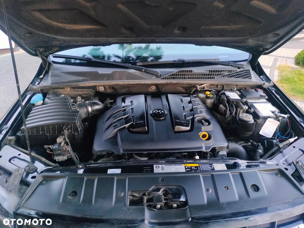 Volkswagen Amarok 3.0 V6 TDi 4MOTION Aventura - 2