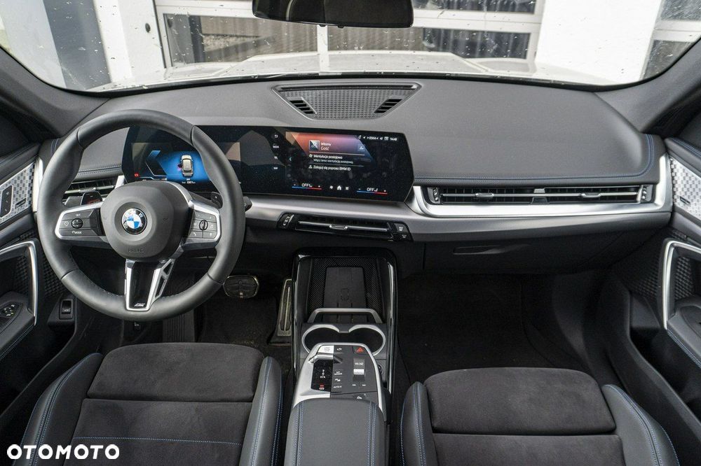 BMW X1 sDrive18i - 13