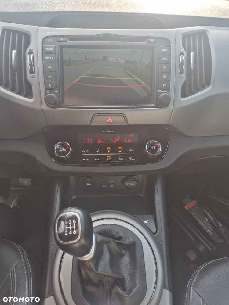 Kia Sportage 1.7 CRDI 2WD Attract - 11