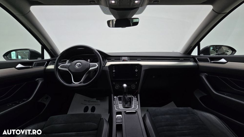 Volkswagen Passat 2.0 TDI DSG Highline - 14