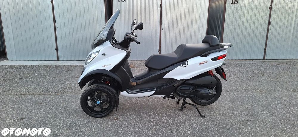 Piaggio MP-3 - 2
