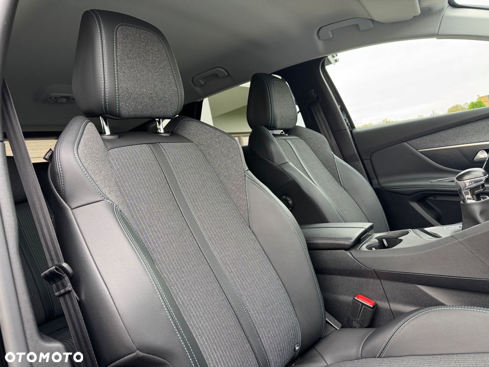 Peugeot 3008 BlueHDi 130 Stop & Start Allure Pack - 19