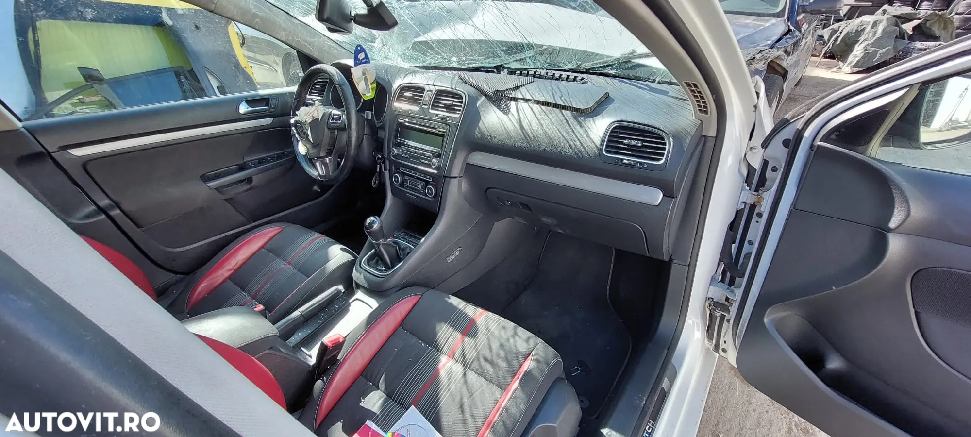 Dezmembrari Volkswagen Golf 6 Combi 1.6 TDI CAY - 5