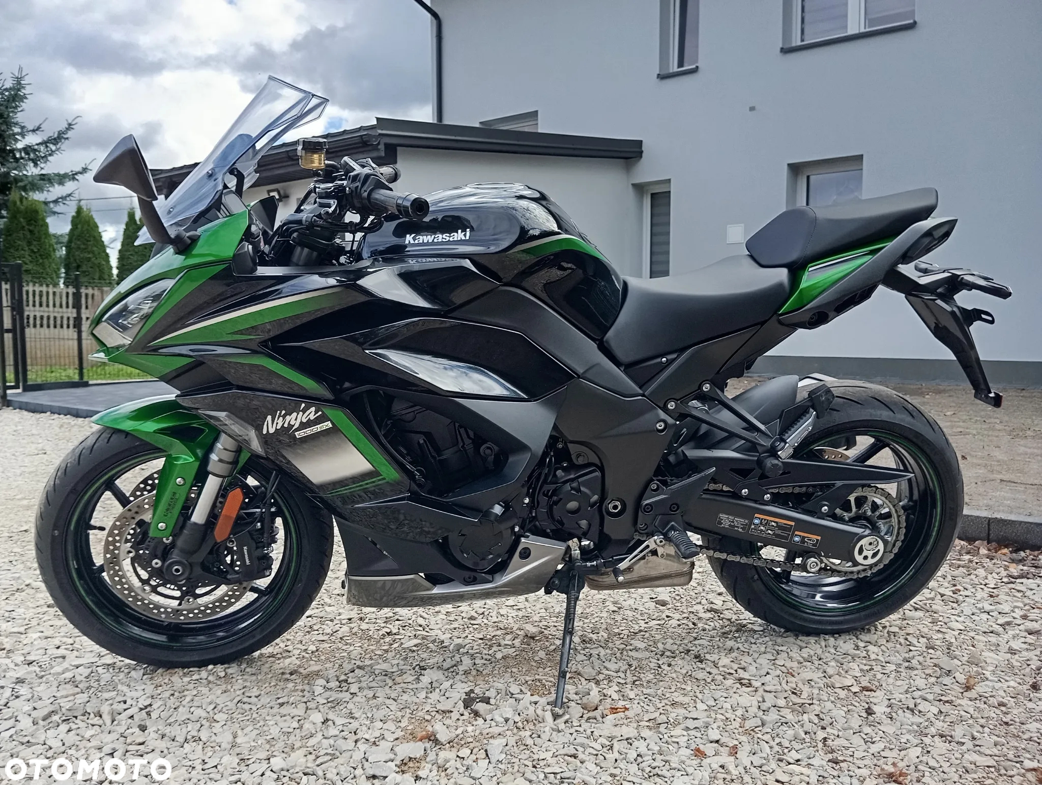 Kawasaki Ninja 1000 SX - 27