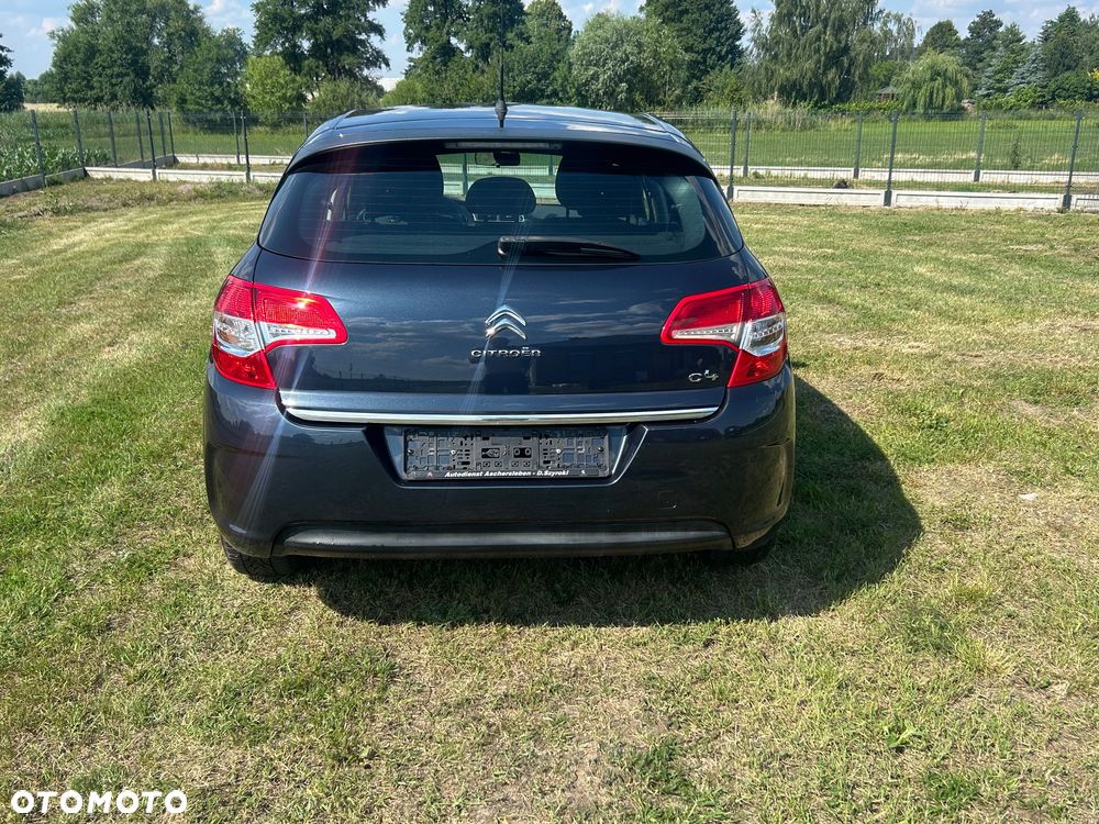 Citroën C4 HDi 90 Attraction - 16