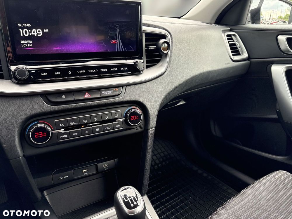 Kia Ceed 1.5 T-GDI M - 20