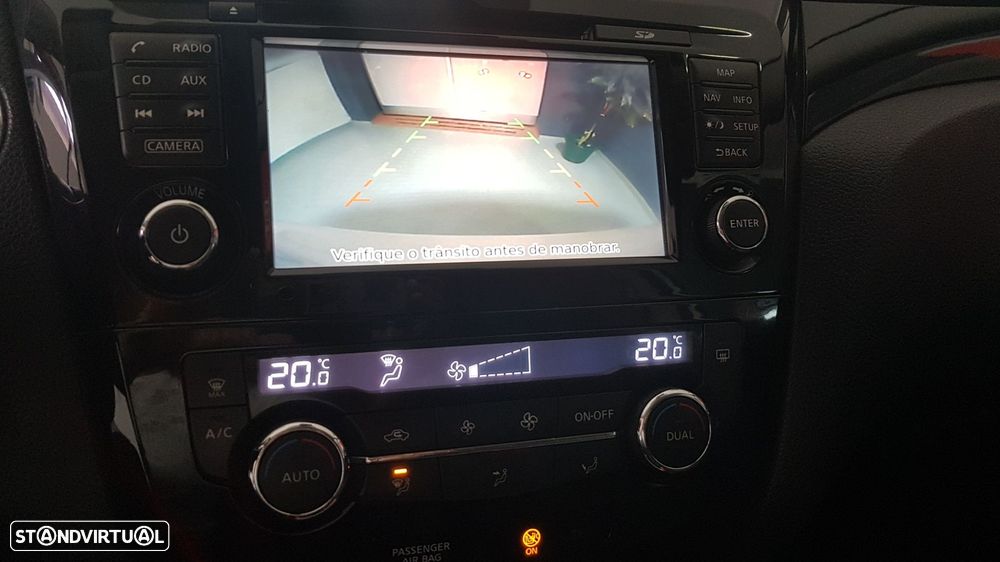 Nissan Qashqai 1.5 dCi N-Connecta - 17