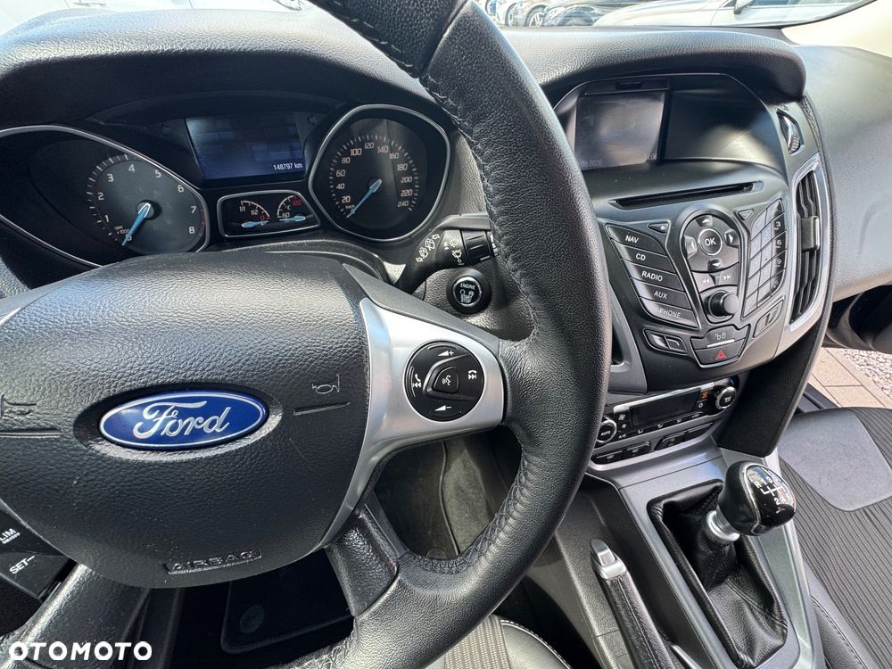 Ford Focus 1.0 EcoBoost STart-Stopp-System TITANIUM - 19