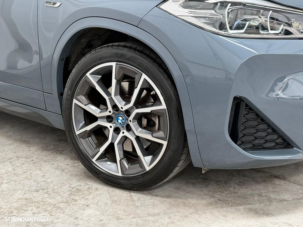 BMW X2 25 e xDrive Pack 50 anos M - 16