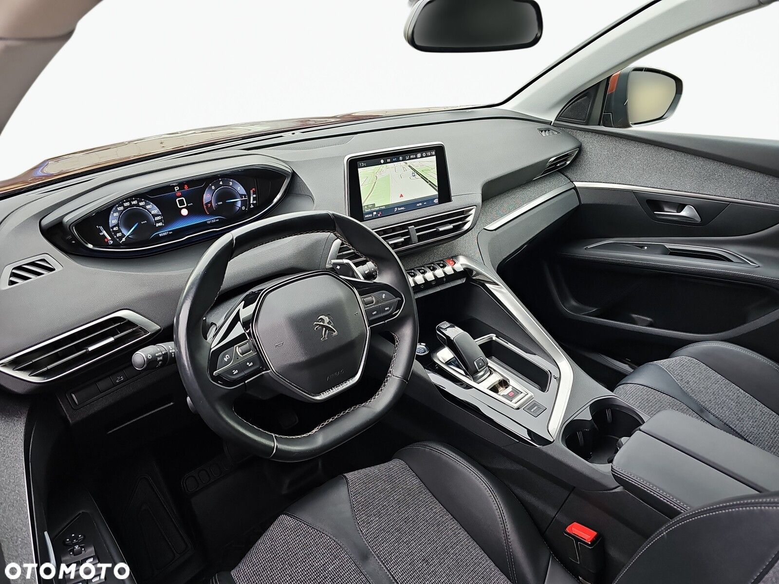 Peugeot 3008 1.2 PureTech GPF Allure S&S EAT8 - 12