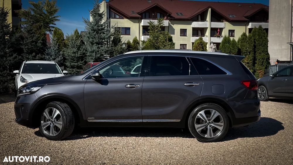 Kia Sorento 2.0 DSL 8AT 4x4 Cosmo - 10