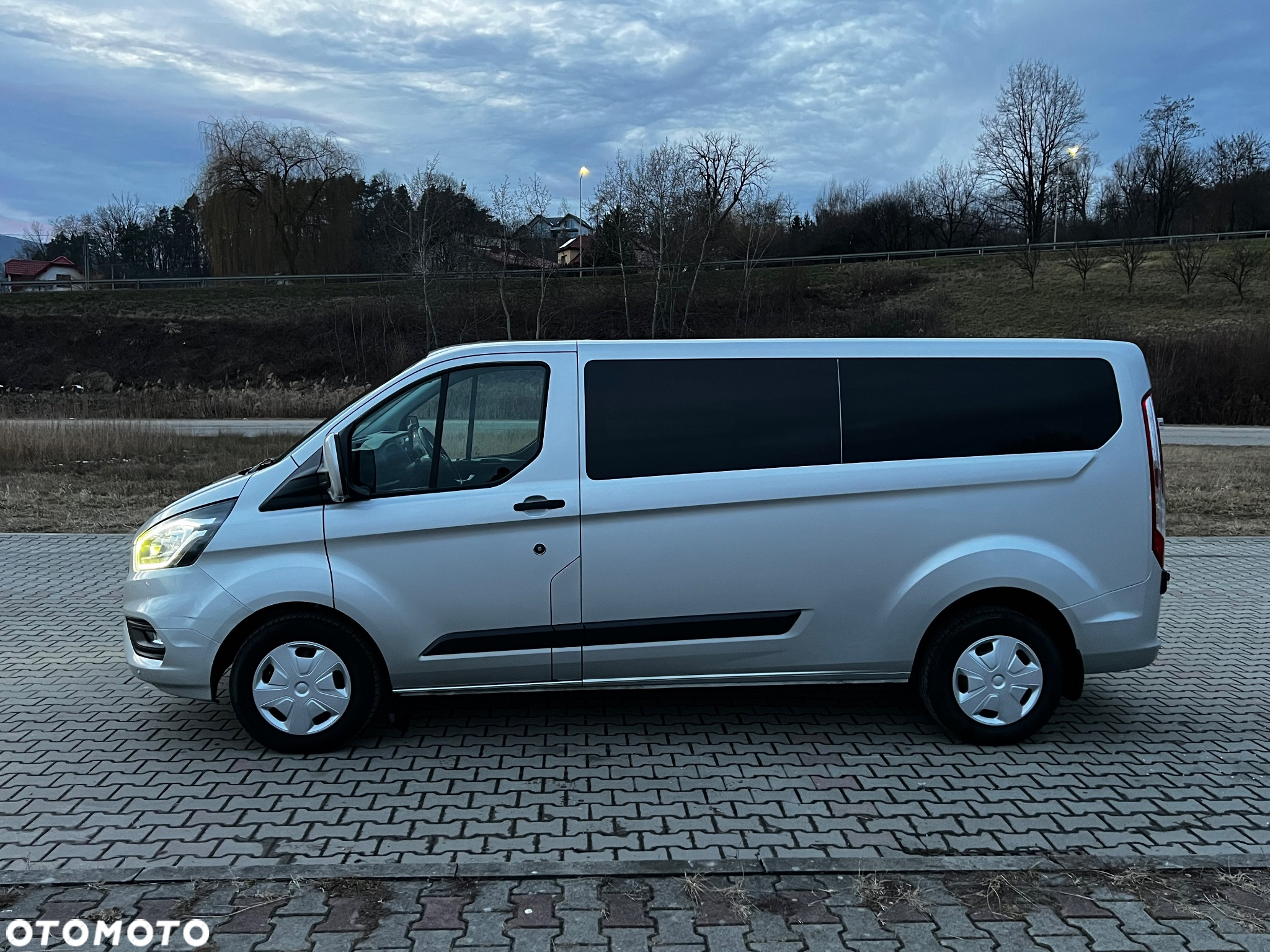 Ford Transit Custom - 10