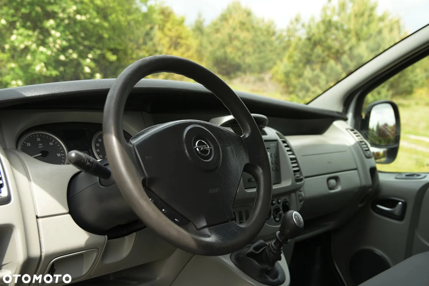 Opel Vivaro - 26