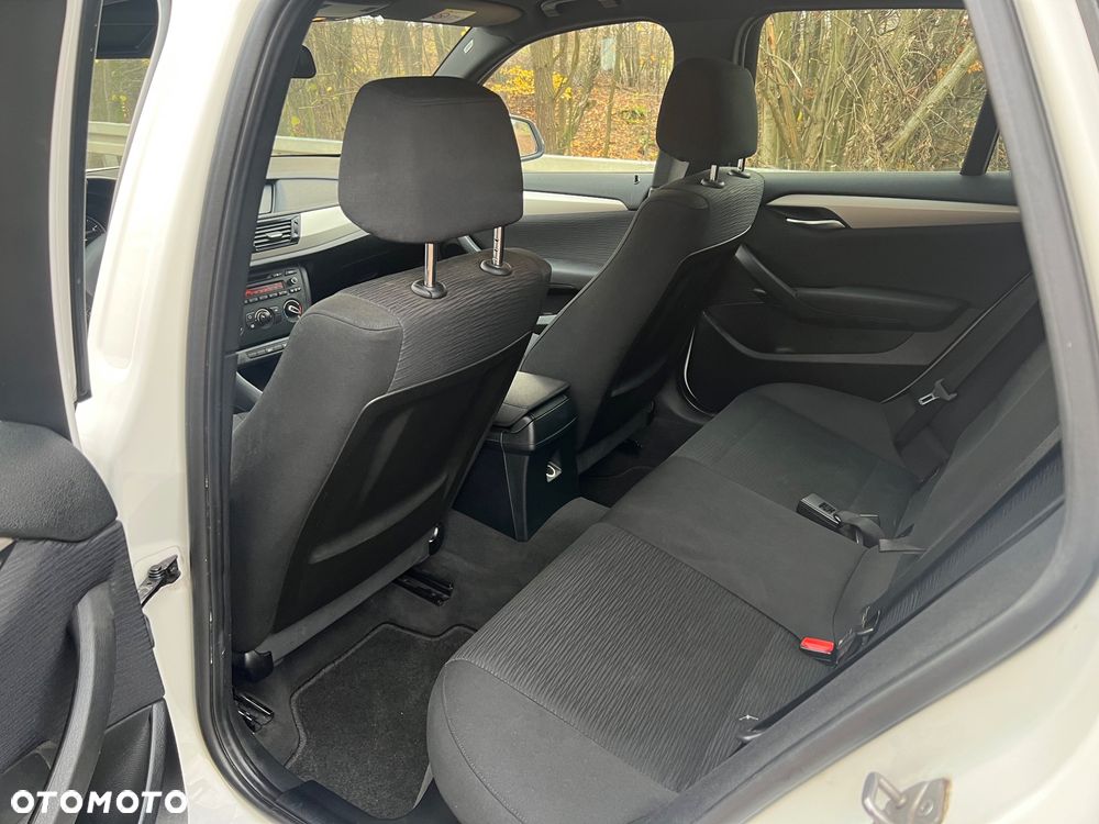 BMW X1 sDrive16d - 15