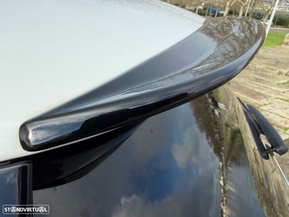 Mercedes-Benz C 63 AMG S E Performance Speedshift MCT9G - 17