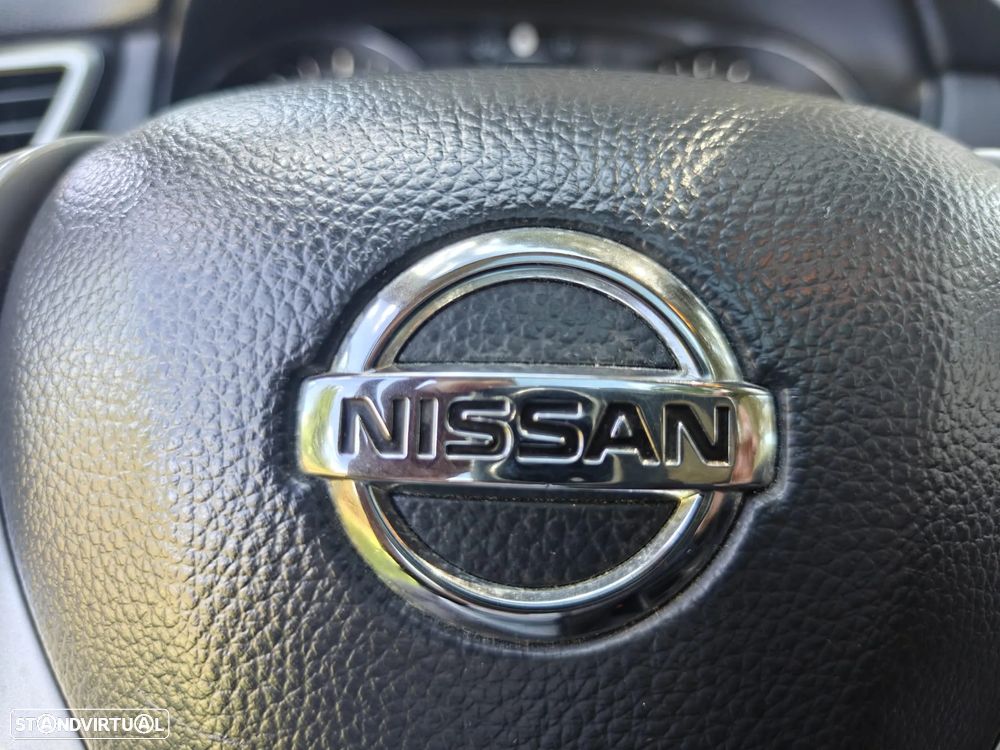 Nissan Qashqai 1.5 dCi N-Connecta 18 - 30