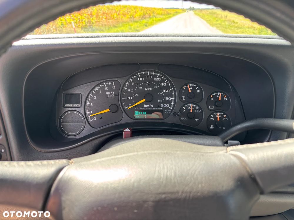 Chevrolet Tahoe 5.3 4WD - 20