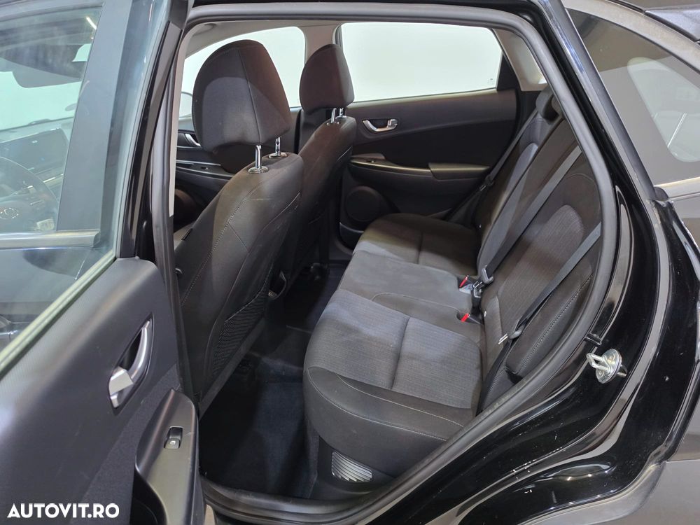Hyundai KONA 1.6 GDI DCT Advantage - 12