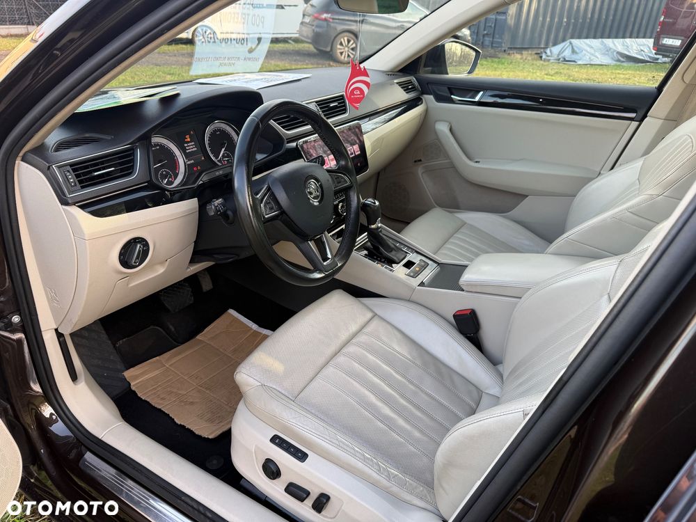 Skoda Superb 2.0 TDI L&K DSG - 12