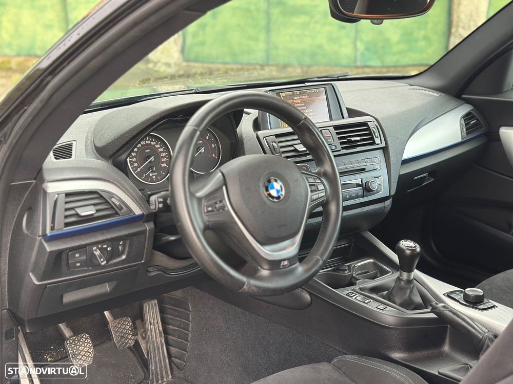 BMW 116 d Pack M - 24