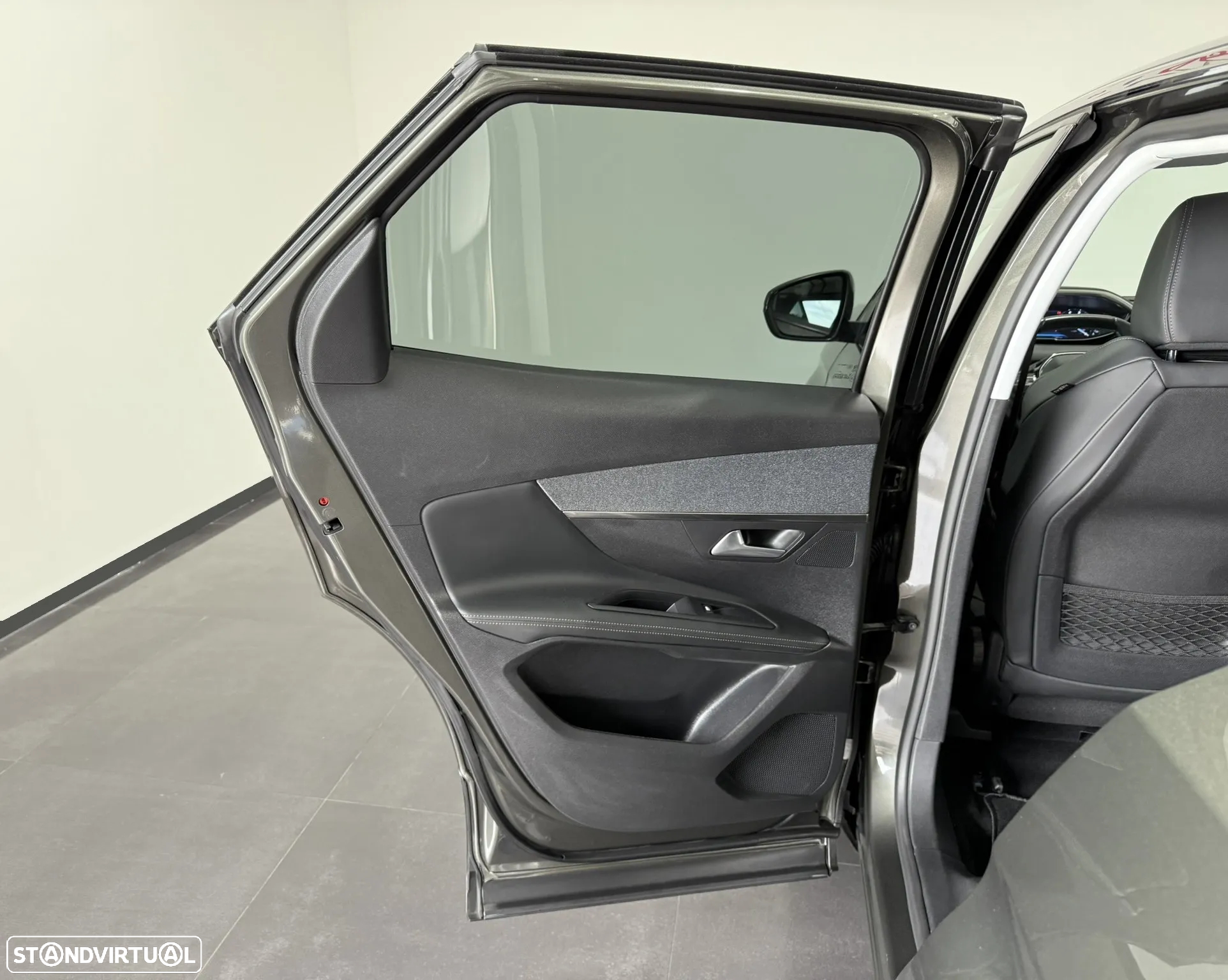 Peugeot 3008 1.5 BlueHDi Allure - 36