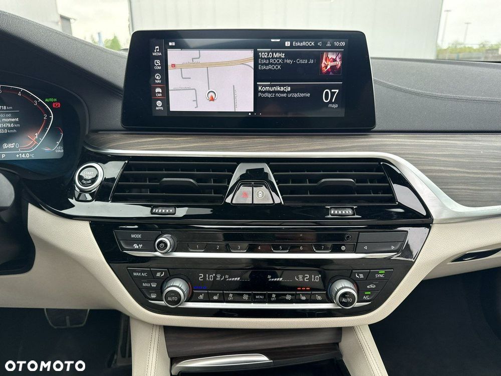 BMW Seria 5 520d xDrive M Sport sport - 24
