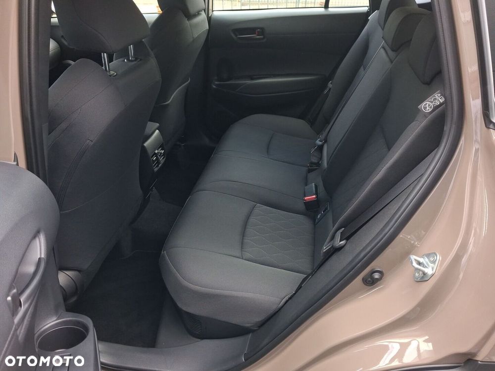 Toyota Corolla Cross - 18