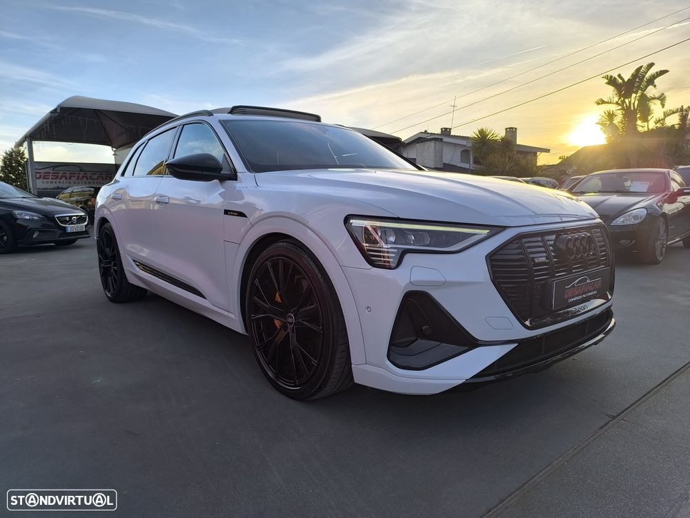 Audi e-tron 50 quattro S line - 11