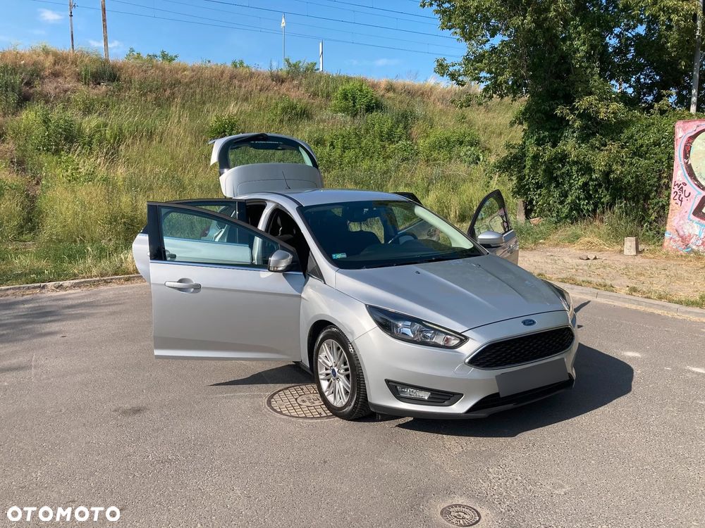 Ford Focus 1.5 TDCi SYNC Edition - 4