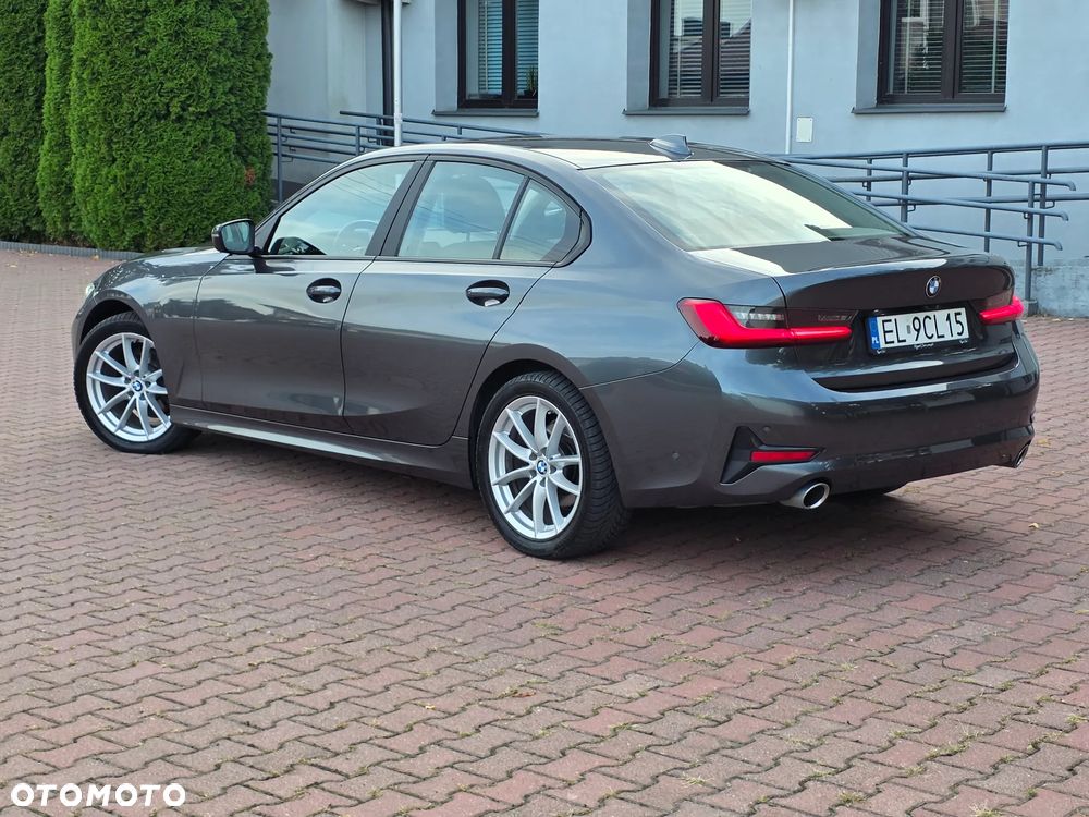 BMW Seria 3 320d MHEV Advantage - 11