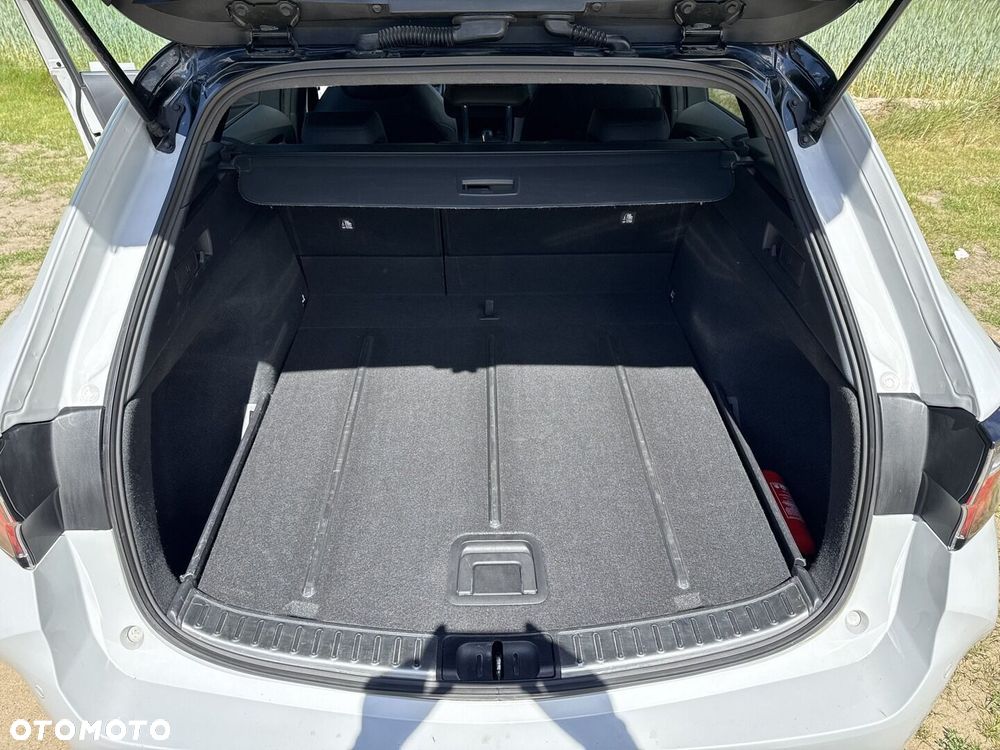 Toyota Corolla 1.8 Hybrid GR Sport - 13