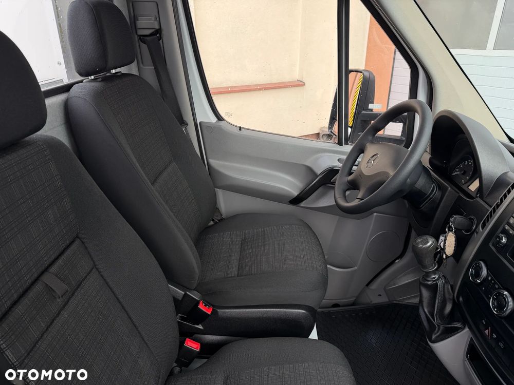 Mercedes-Benz Sprinter Skrzynia Laweta HDS - 25