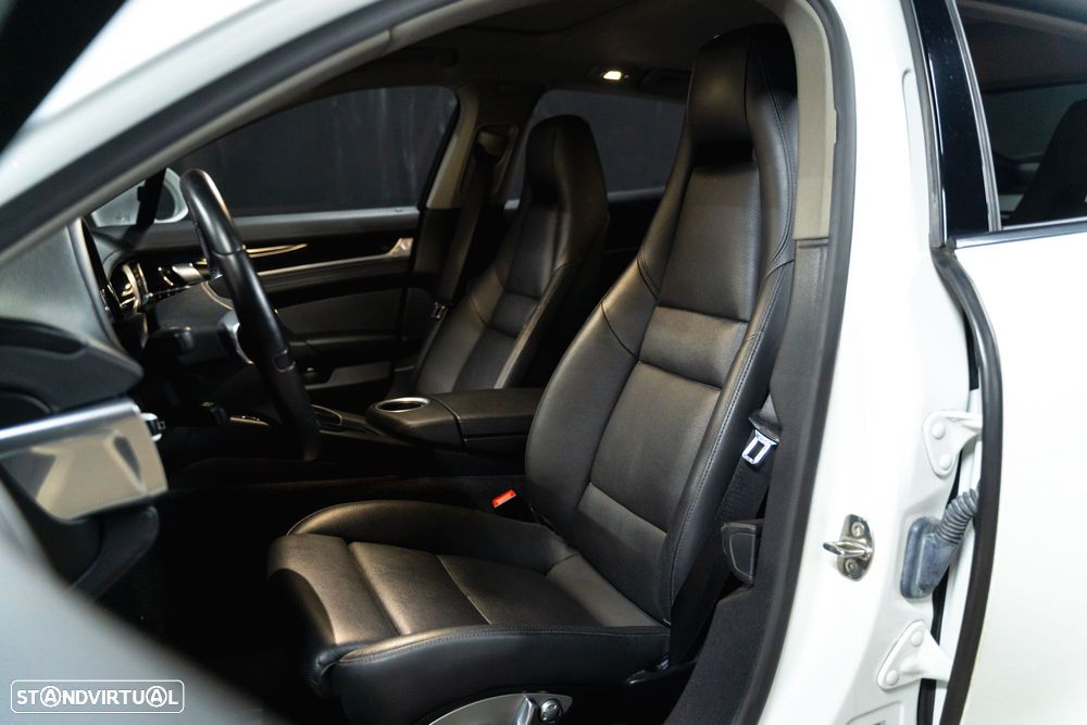 Porsche Panamera Standard - 12